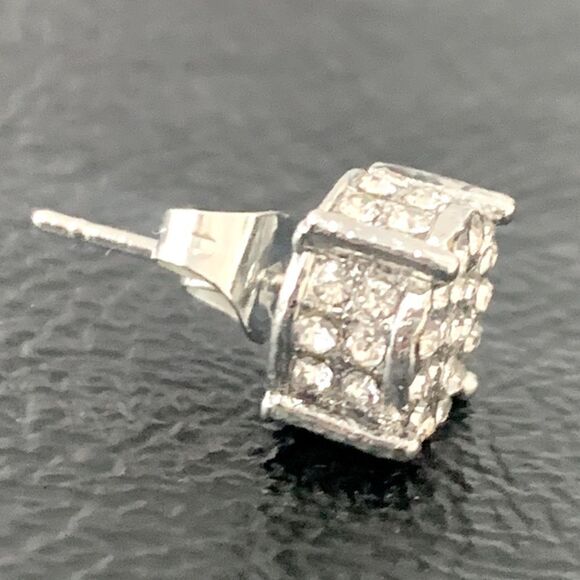 Men’s White Gold 14k Plate Iced Out Round Hip Hop Crystal CZ Earrings Silver NEW - Picture 8 of 10